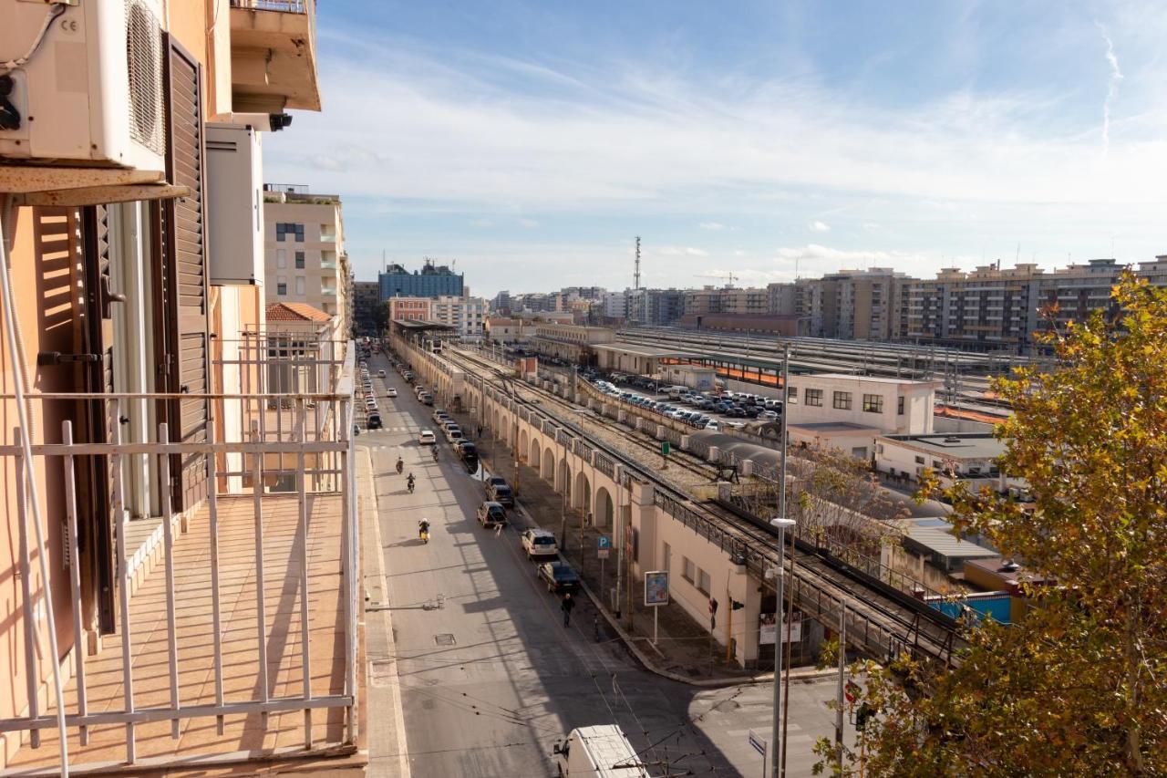 Appartamento Casa Marisabella Бари Екстериор снимка
