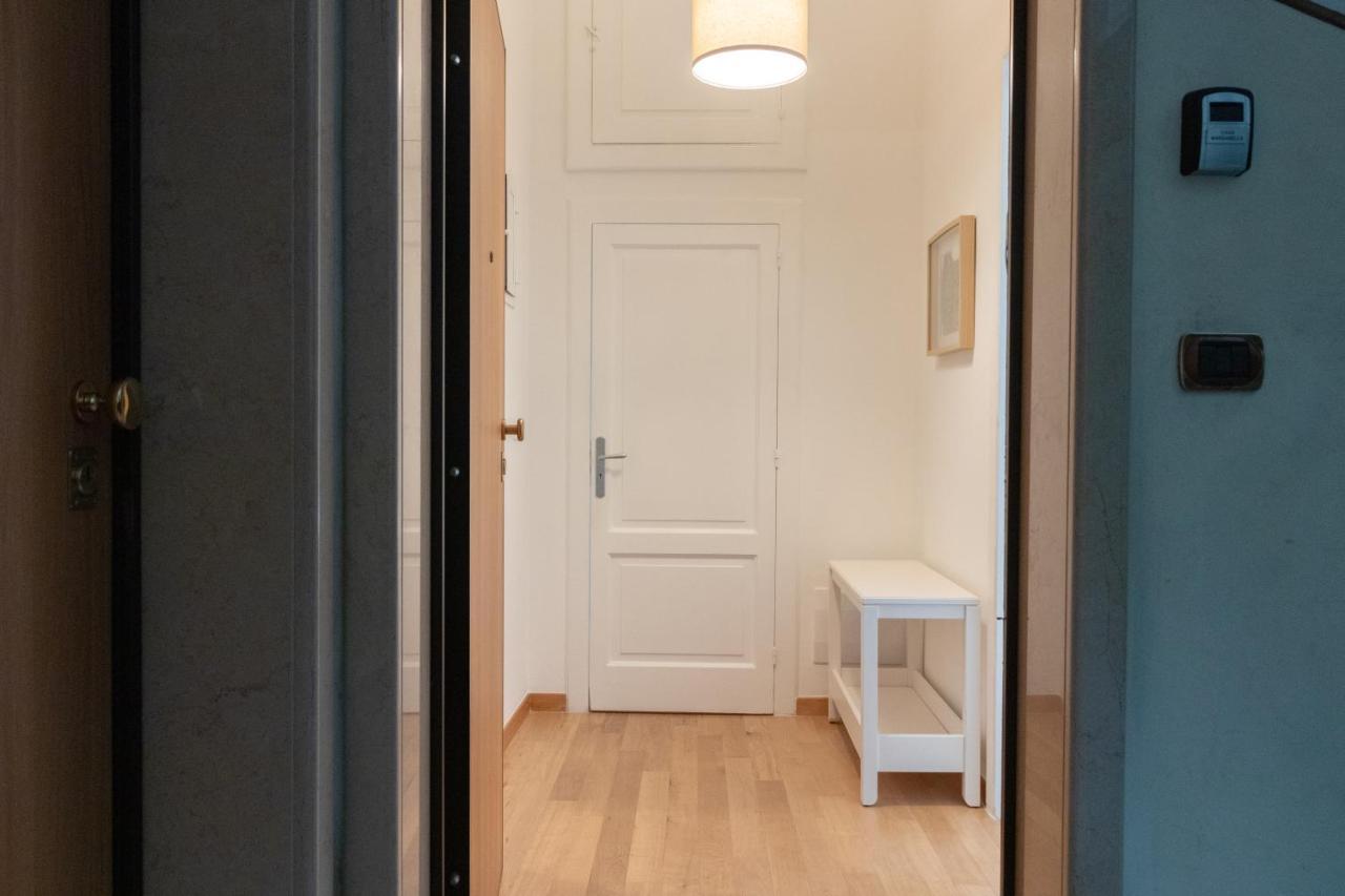 Appartamento Casa Marisabella Бари Екстериор снимка